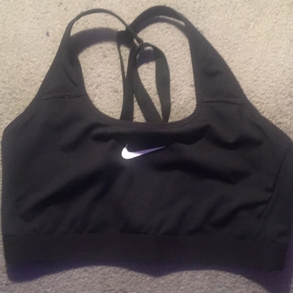 NWOT NIKE SPORTS BRA LG